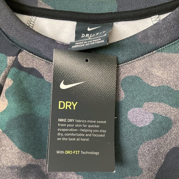 NWT Nike Dri-Fit Camo Fleece Training Sweatshirt - Picture 9 of 9